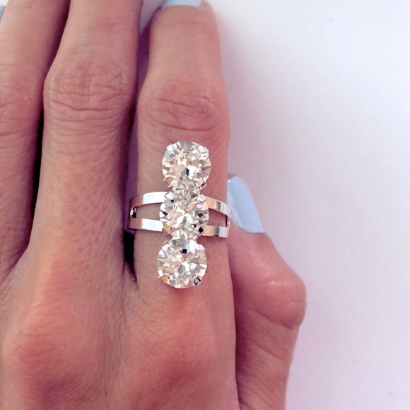 Crystal Silver Statement Ring - Picture 4 of 11